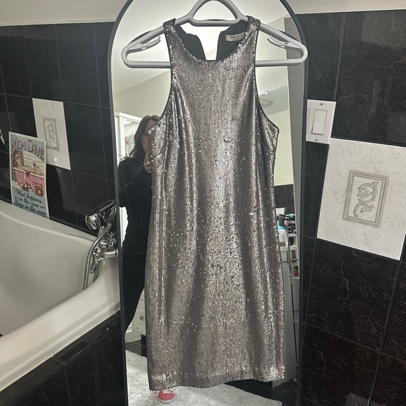 Vintage orignal Halston Heritage dress size small. Retails for 475$ - Picture 1 of 3